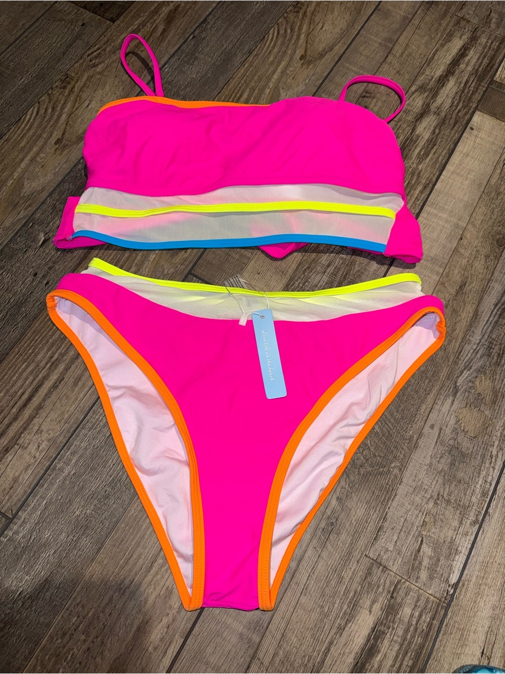 Super cute Bikini NWT Medium